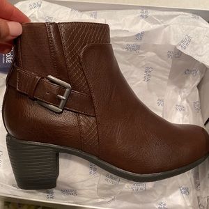 Croft & Barrow Gila Bootie